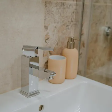 Apartament Bella's Sea Apartment-beach, Sea Garden ,old Town, Free Parking, Free Evcharging Station