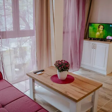 Apartament Bella's Sea Apartment-beach, Sea Garden ,old Town, Free Parking, Free Evcharging Station Warna