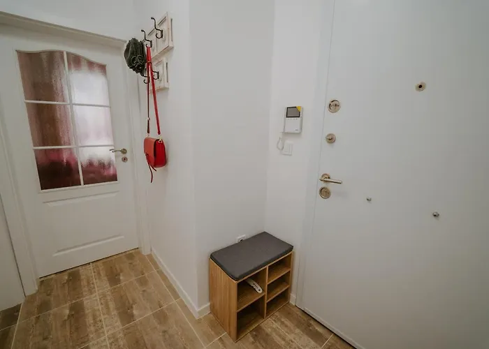 Lejlighed Bella's Sea Apartment-beach, Sea Garden ,old Town, Free Parking, Free Evcharging Station Varna