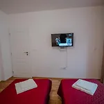 Bella's Sea Apartment-beach, Sea Garden ,old Town, Free Parking, Free Evcharging Station