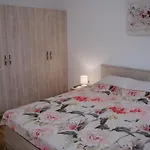 Bella's Sea Apartment-beach, Sea Garden ,old Town, Free Parking, Free Evcharging Station Apartment Warna