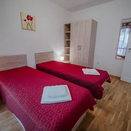 Bella's Sea Apartment-beach, Sea Garden ,old Town, Free Parking, Free Evcharging Station