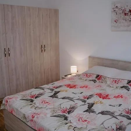 Bella's Sea Apartment-beach, Sea Garden ,old Town, Free Parking, Free Evcharging Station アパート ヴァルナ